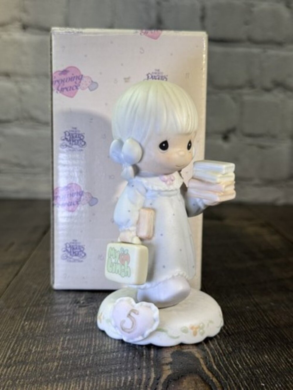 Precious Moments Growing in Grace Age 5 Birthday Gift Blonde Girl Books 136247